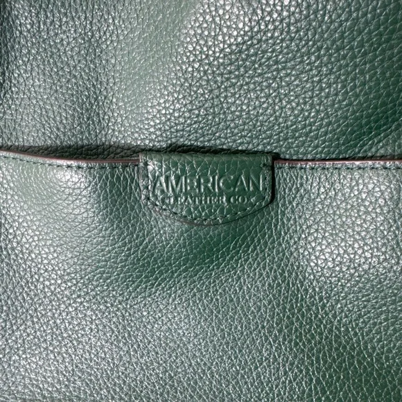 American Leather & Co Green Crossbody Bag Genuine Leather Excellent Condition - Picture 2 of 15